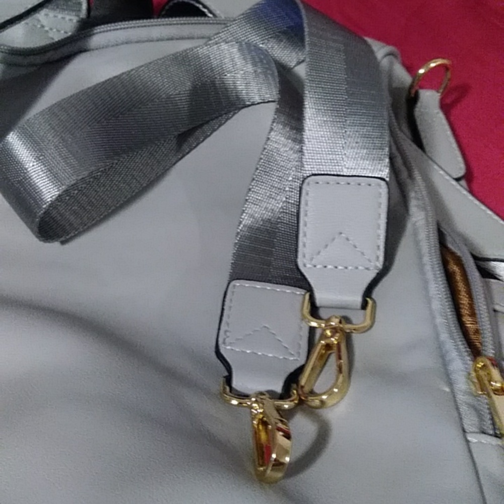 Cluci women's purse backpack never used - Picture 4 of 7